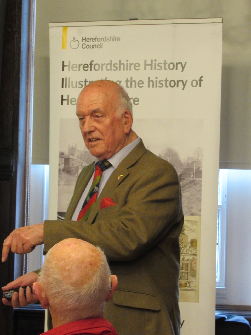 Military veteran Major David Seeney reveals the story of Hereford’s Secret Army to a capacity audience at the Library.